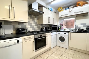 6 bed house, Chester Street, Sandyford, Newcastle, NE21AT - Image 4